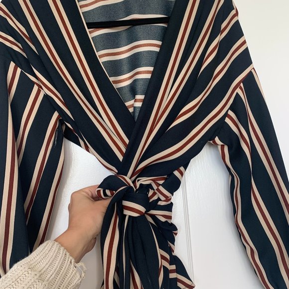 Zara Wrap Top - Picture 2 of 2